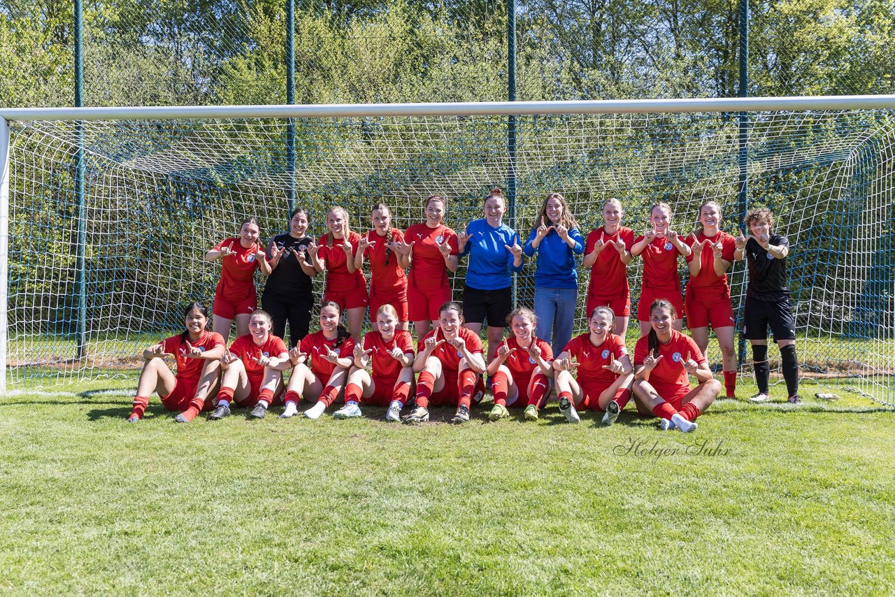 Bild 413 - F TSV Zarpen - Holstein Kiel II : Ergebnis: 2:6